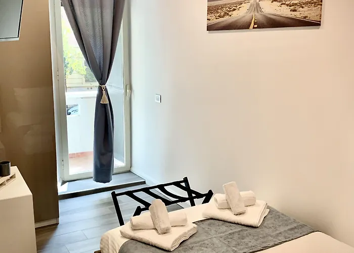 4 Vatican 4* רומא